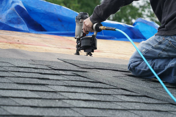 Best Emergency Roof Repair  in Centralia, IL